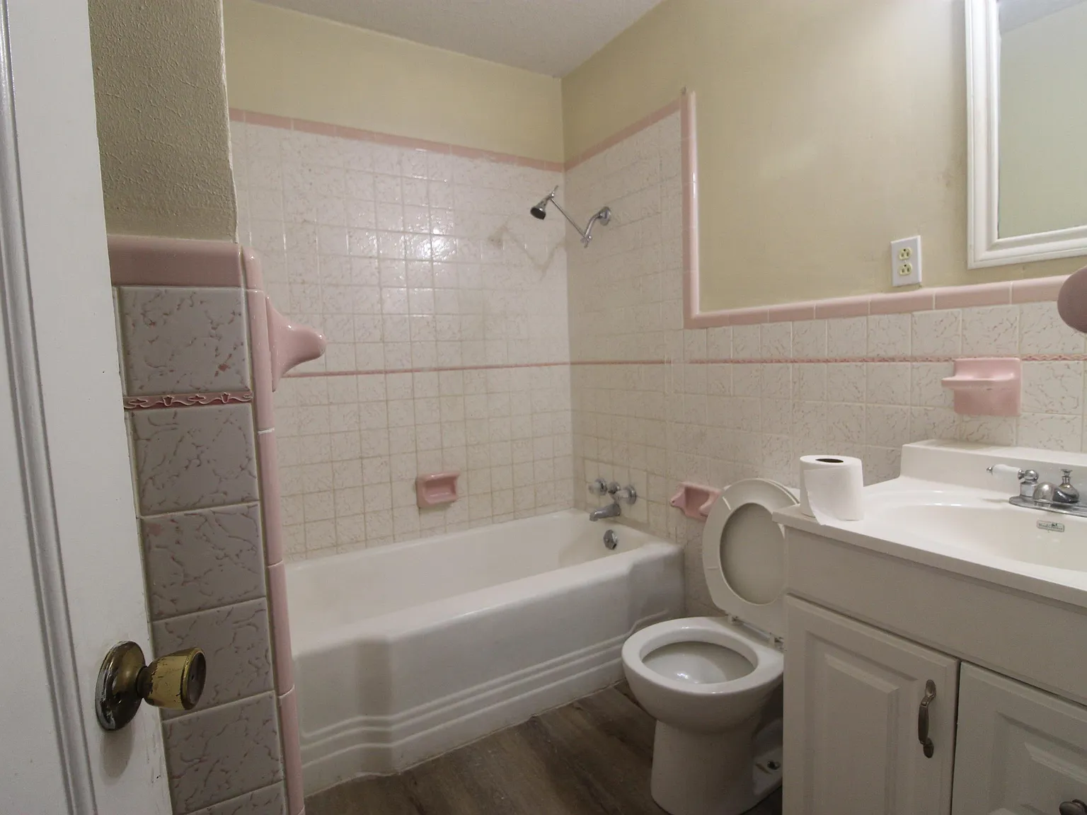 1309 Carol Way - . — Photo 3