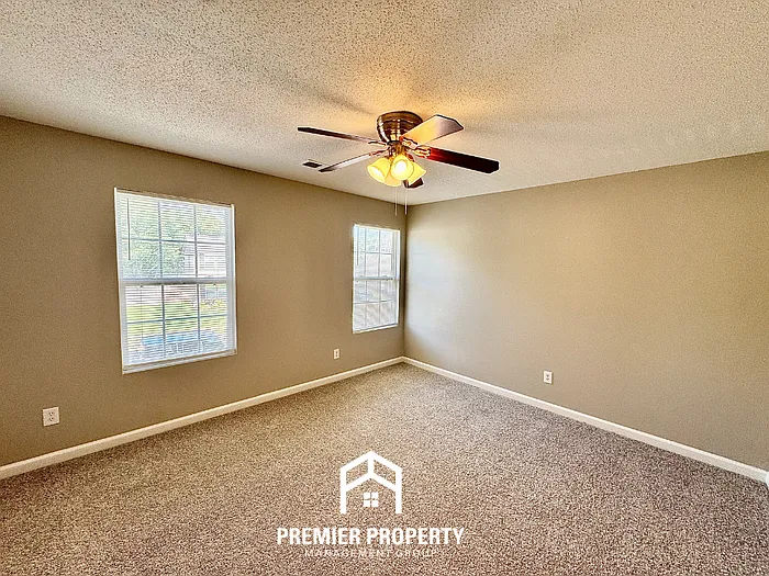 2506 Boxford Ln — Photo 15