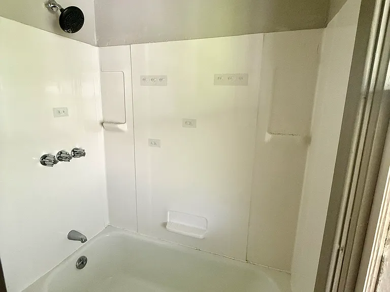 39 Kenmore Ave #3 — Photo 11
