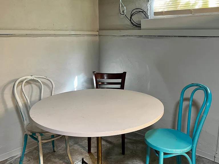 944 Asbury Ave #STUDIO — Photo 7