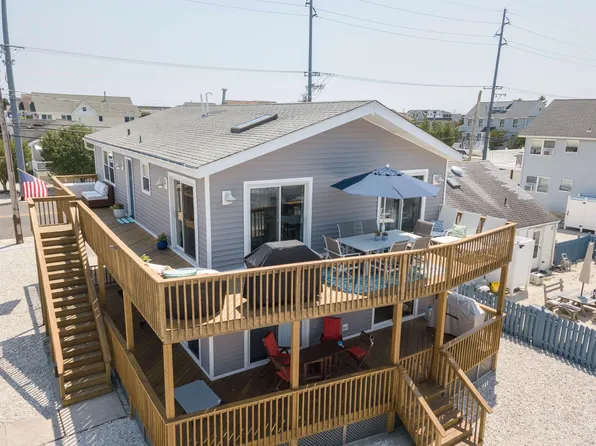 4028 Ocean Dr Floor 2, Avalon, NJ 08202