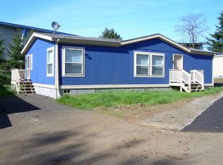 1518 S 8th St, Cottage Grove, OR 97424