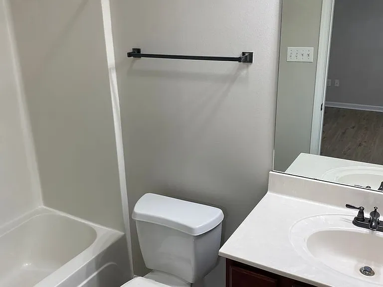 14621 Madison Ln — Photo 11