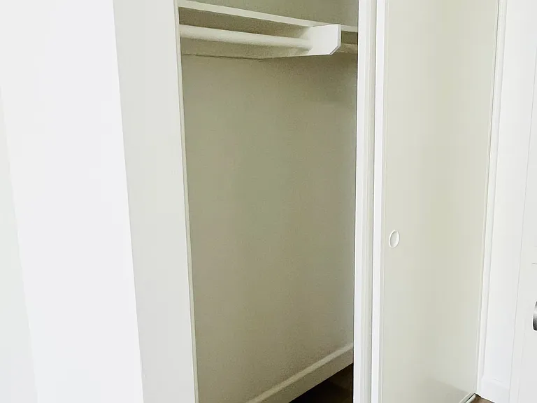 2128 W 157th St #5 — Photo 10