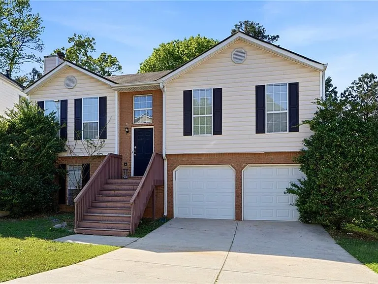1027 Alford Xing — Photo 27