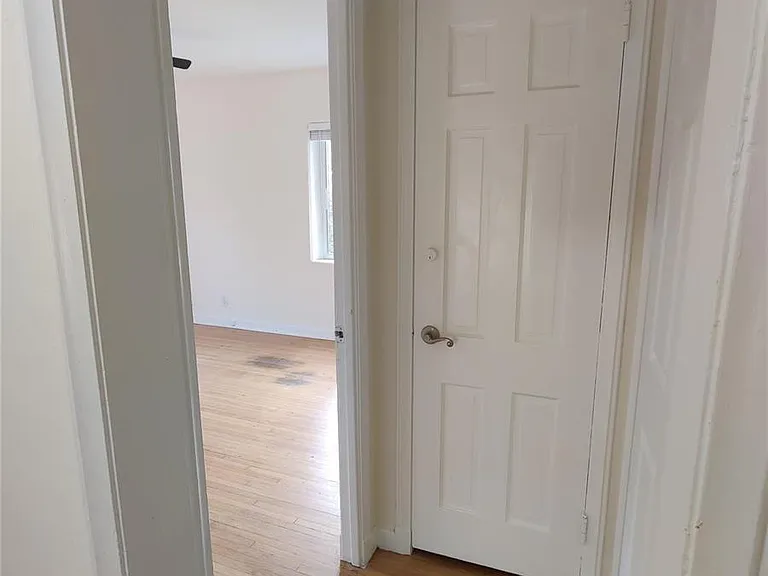 733 NE 18th Ave — Photo 27