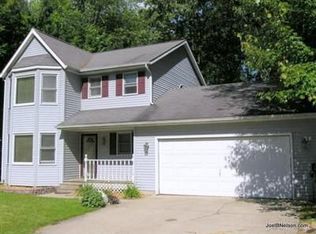 4841 Olde Forest Dr, Kalamazoo, MI 49009