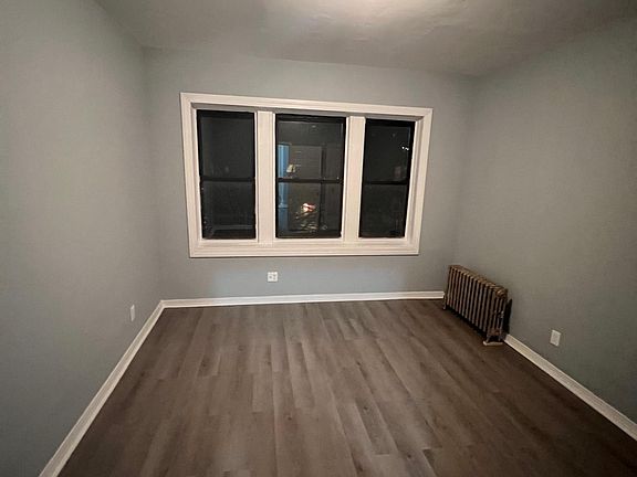 4th image of 1420 Leland Ave #2R