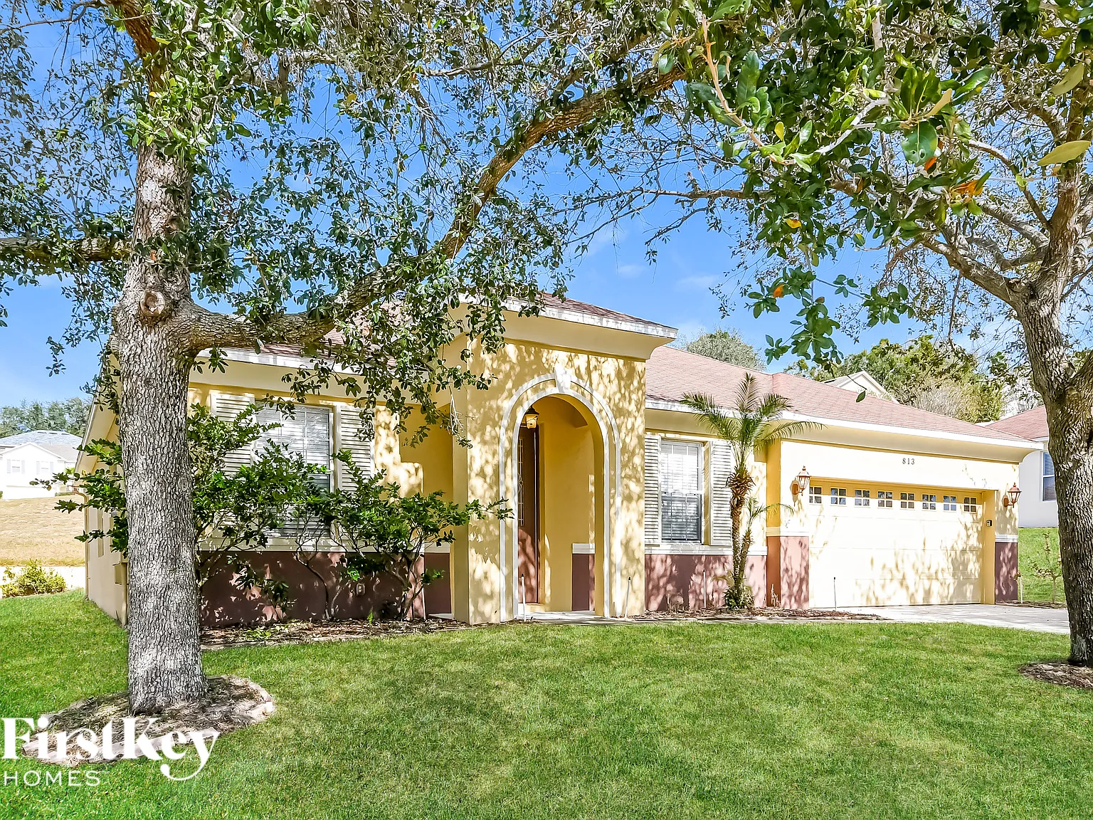 3 bed, 2.0 bath, 2236 sqft, $2,580 — Photo 2