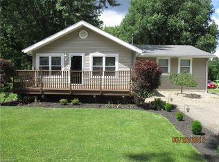 689 Wynne Dr, Akron, OH 44319