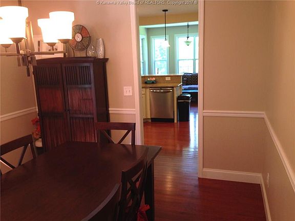 4th image of 237 Dolaron Ln