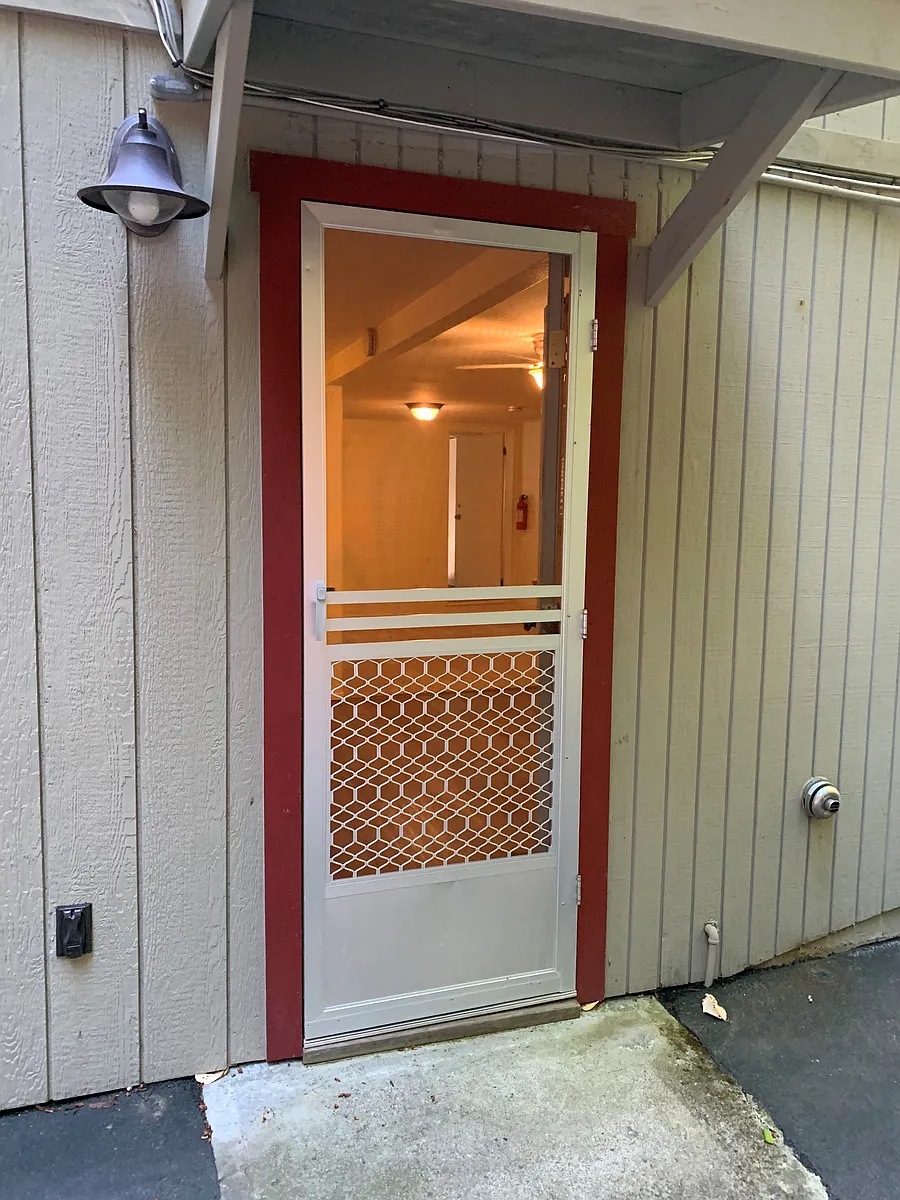 Front door - Glandy Glen Ln