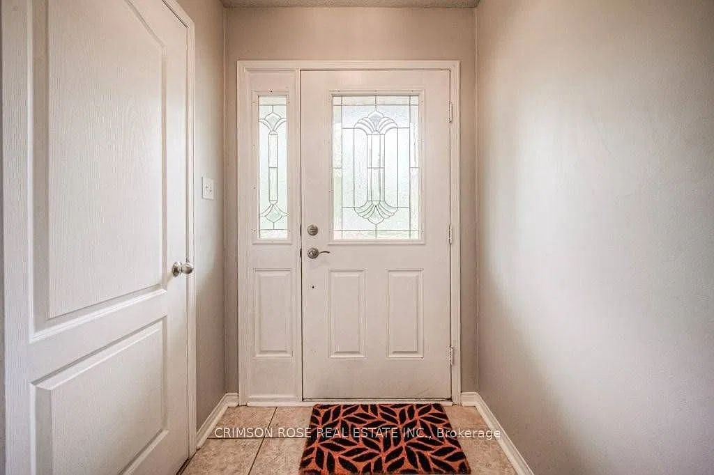 3 bed, $3,600 — Photo 4