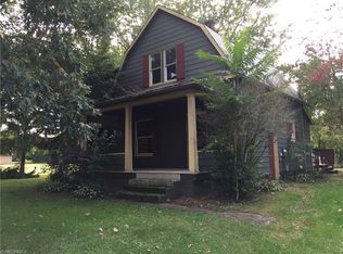 830 Huffman Sq NE, Bolivar, OH 44612