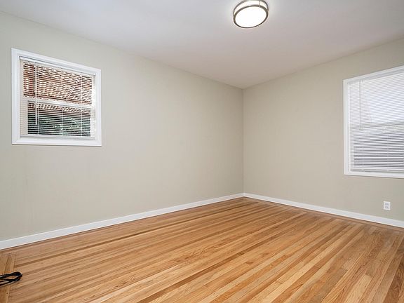 5th image of 1431 Sequoia Ave