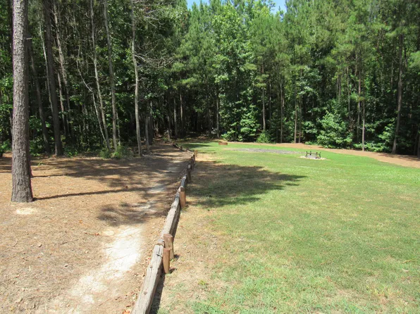 7 Riley Rd, Edgefield, SC 29824