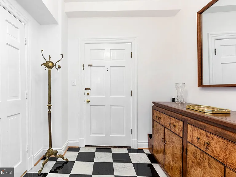 3100 Connecticut Ave NW #230 — Photo 2