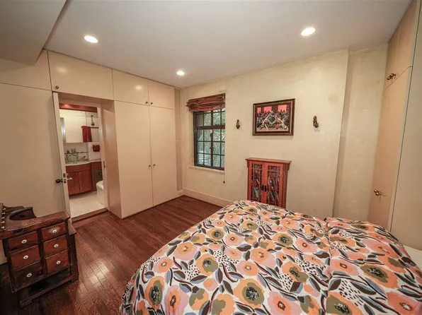 2501 Palisade Avenue image 12 of 25