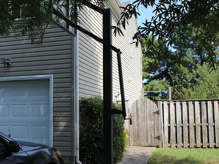 1740 Bernstein Dr — Photo 28