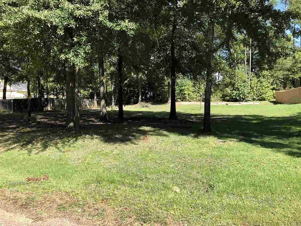 1st image of Quail Dr