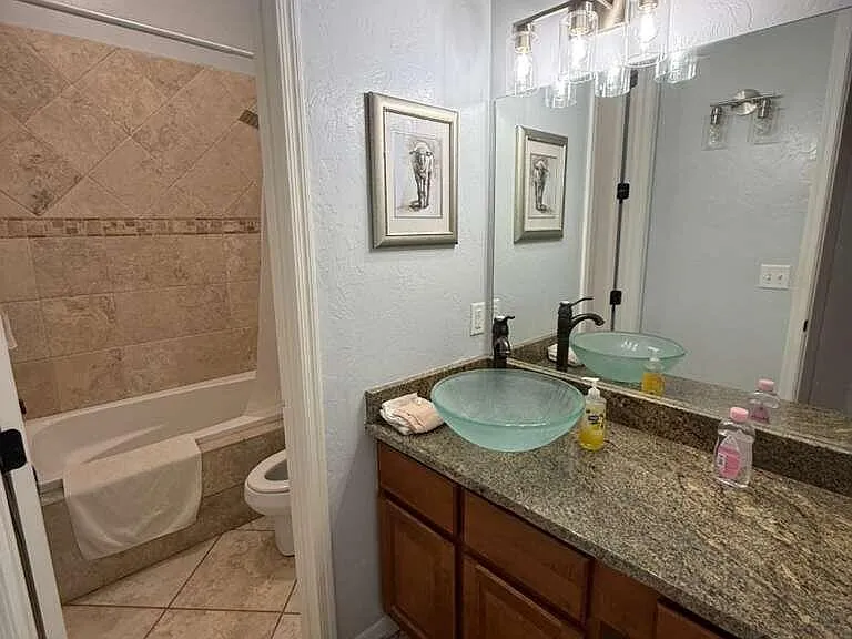 2902 N Udall St — Photo 10