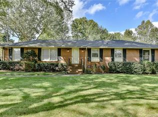 400 Lansdowne Rd, Charlotte, NC 28270