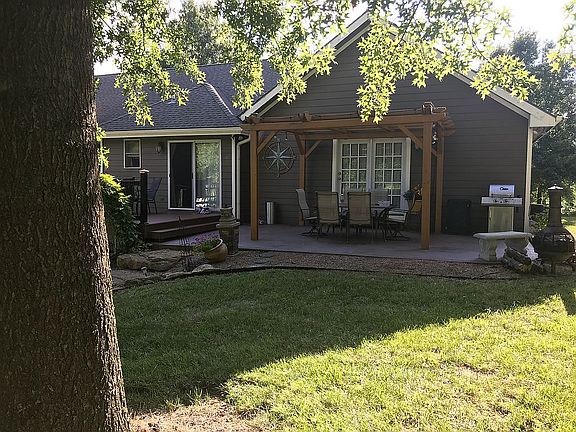 5th image of 14701 Green Briar Dr