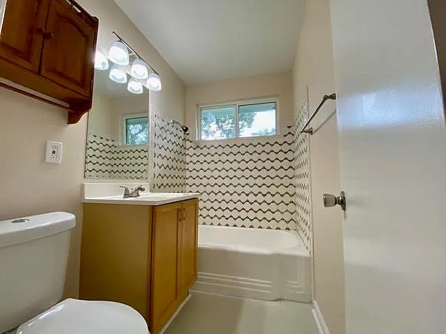405 Pauline Ave — Photo 10