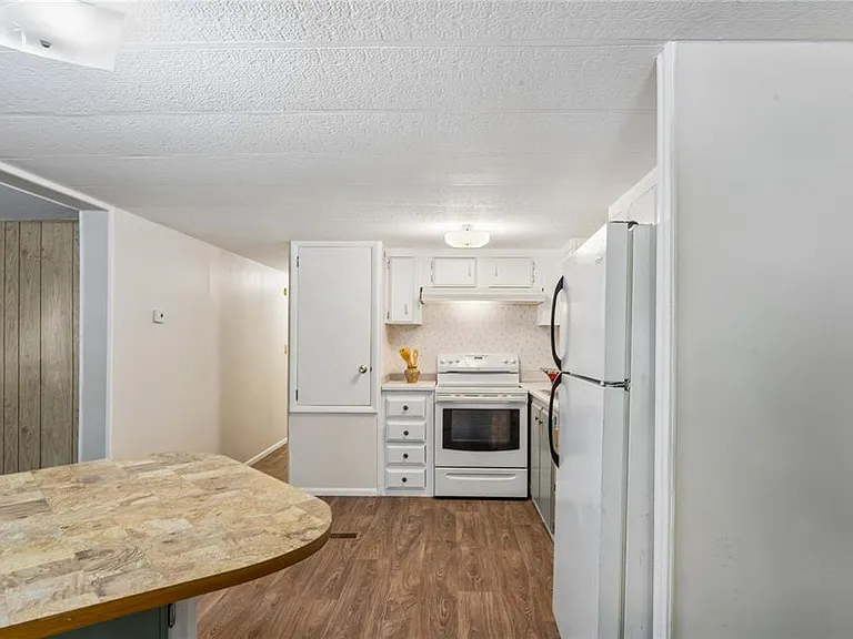 6601 Sutherland Ave — Photo 11