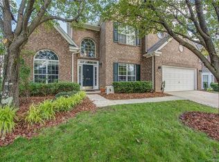 2938 Hidden Ct, Charlotte, NC 28214
