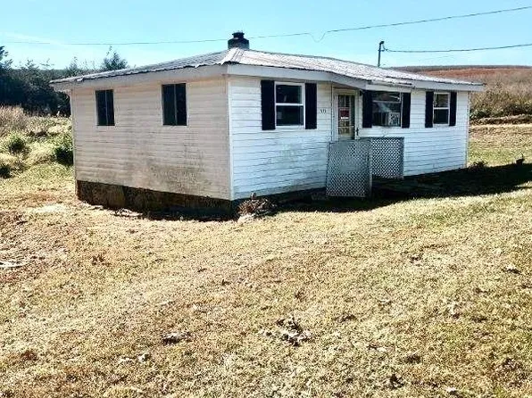 2993 Medical Center Rd, Danville, VA 24541