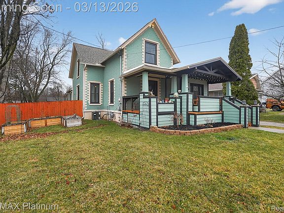 2nd image of 411 3rd St