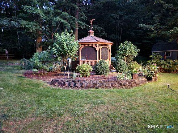 4th image of 44 Reed Road
