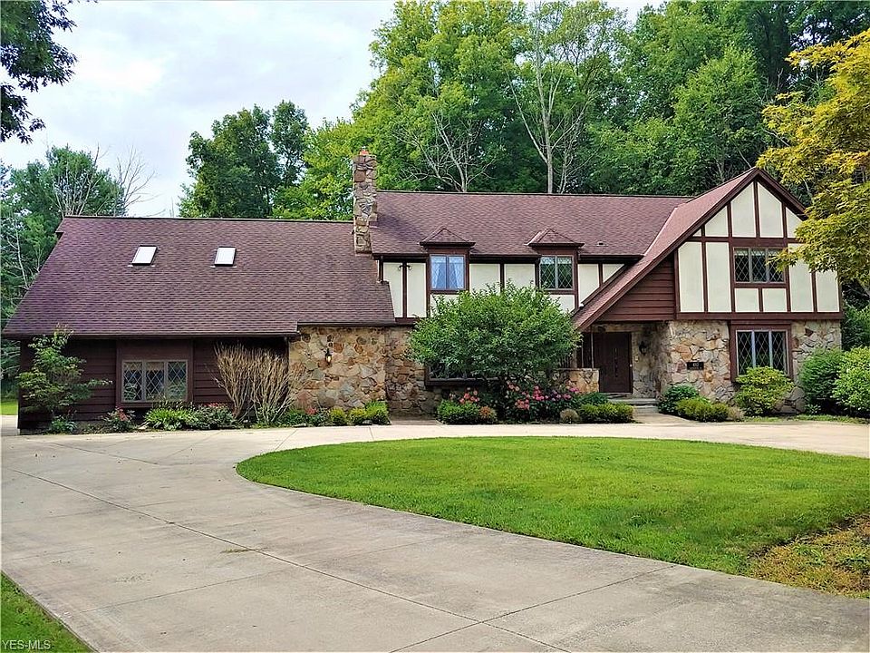 1st image of 492 Laurelbrook Dr