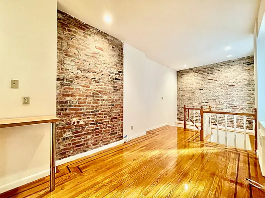 Rented by J & L Holding Corporation | media 11