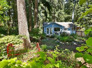 5811 Pirate Ln, Freeland, WA 98249