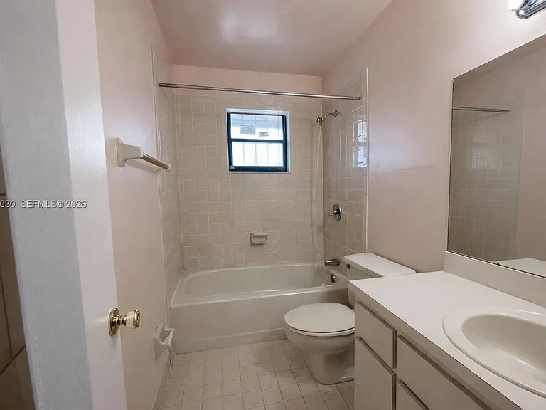550 SW 115th Ave #310F — Photo 10