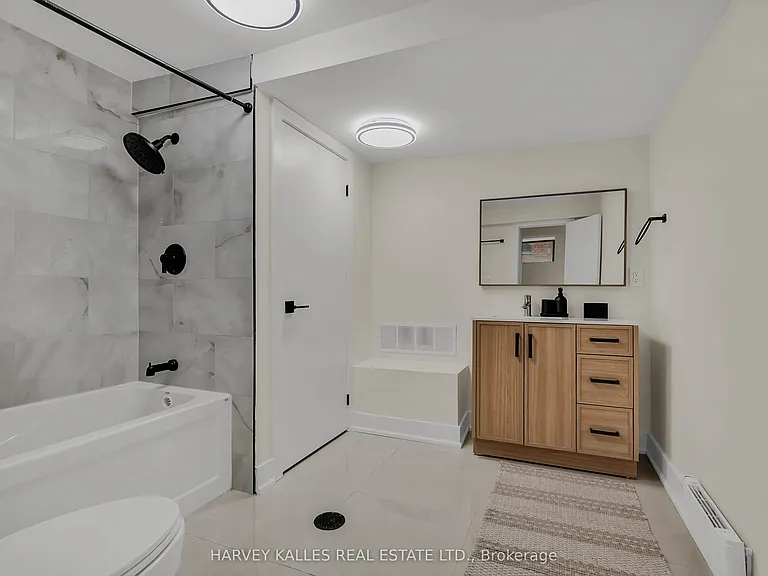 692 Richmond St W #3 — Photo 22