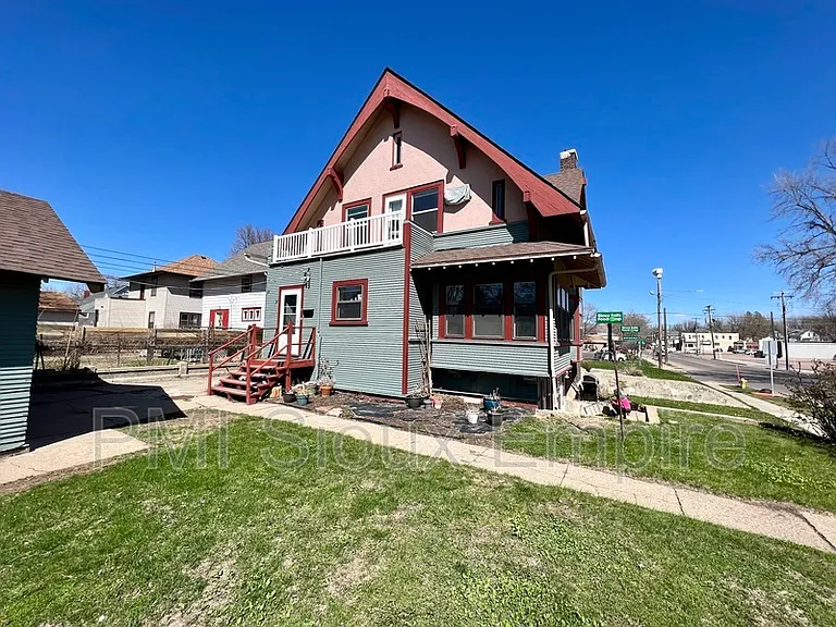 927 S Spring Ave #3 — Photo 9