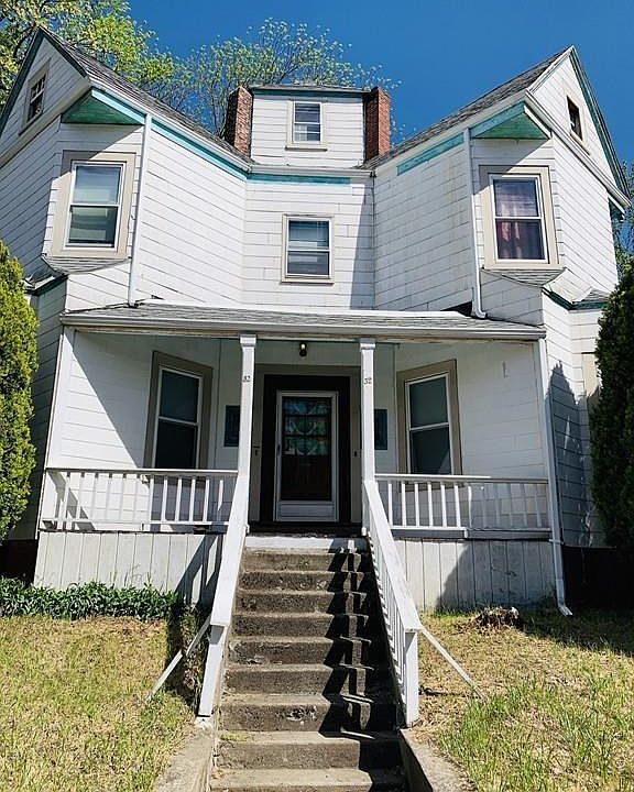 1st image of 32 Brent St