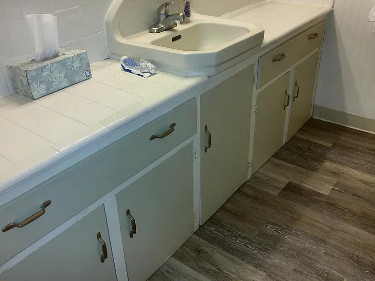 530 Mathews St — Photo 16