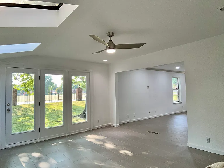 6245 S Yorktown Ave #1 — Photo 6