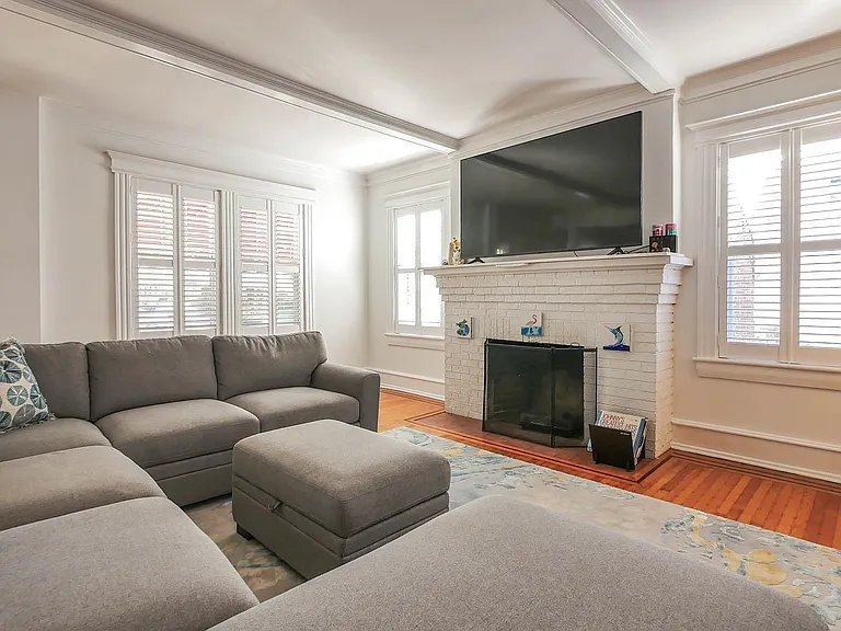 5403 Ventnor Ave — Photo 5