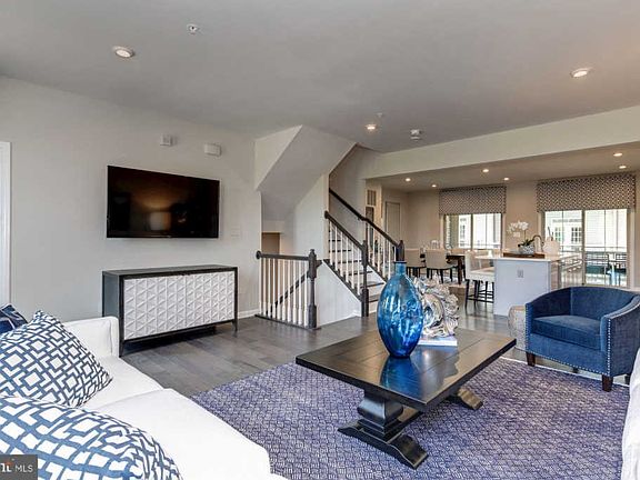 4th image of 5005 Willow Green Cir