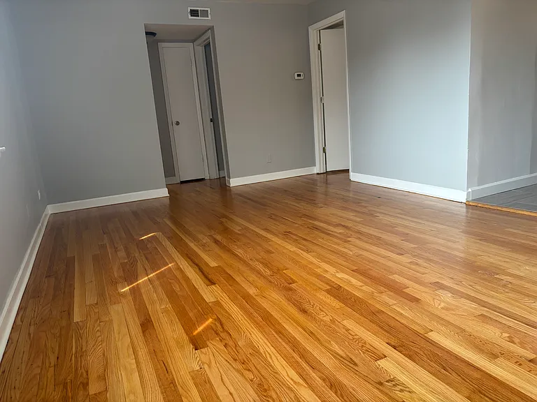 1306 Carol St — Photo 11