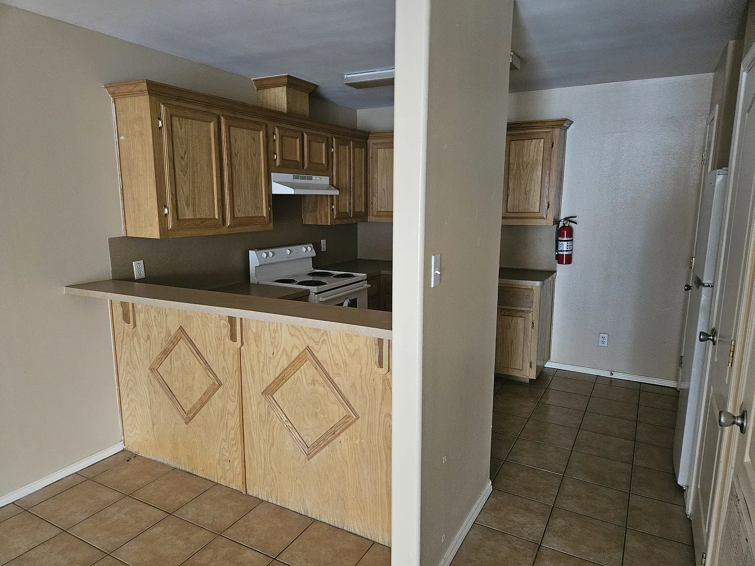 Santa Fe Apartments — Photo 3