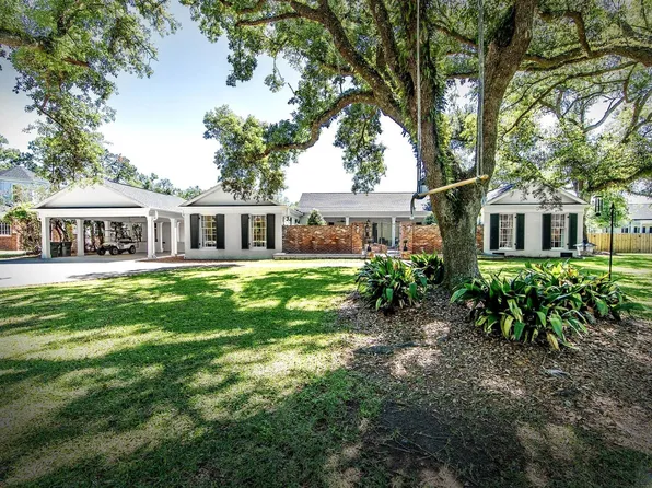 197 Country Club Dr, Houma, LA 70360