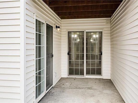 3rd image of 2014 S Hummel Dr