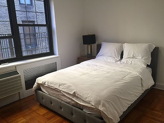 1st image of 205 W 15th St APT 4C
