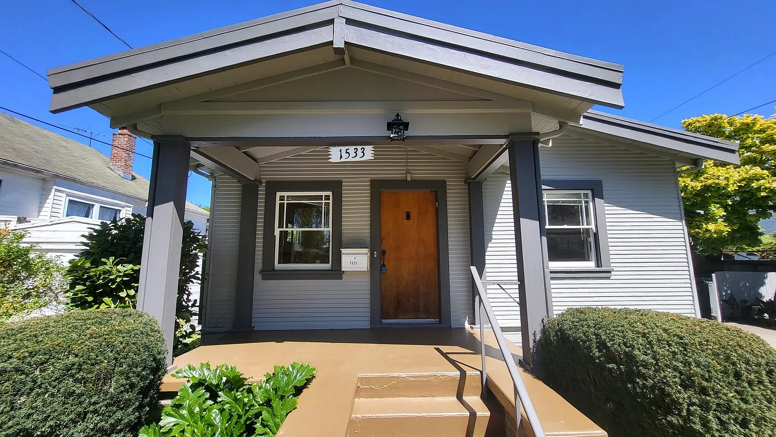 1533 Woolsey St photo 1